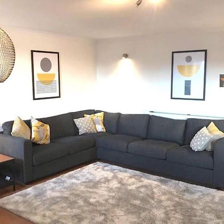 Apartmán Waterfront Living In Leith With Free Parking! Edinburgh Exteriér fotografie