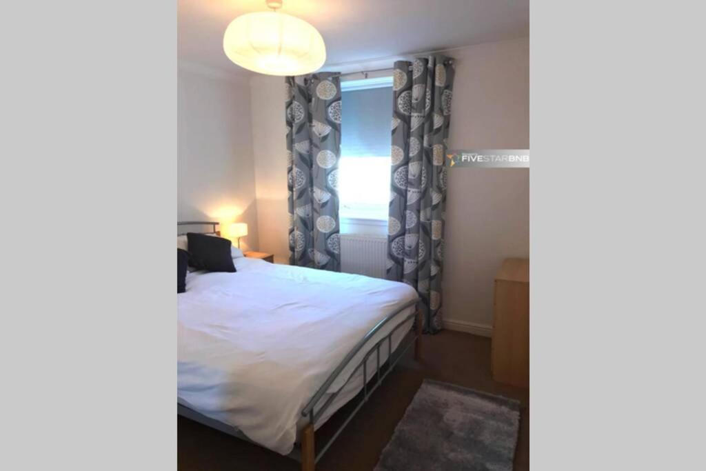 Apartmán Waterfront Living In Leith With Free Parking! Edinburgh Exteriér fotografie